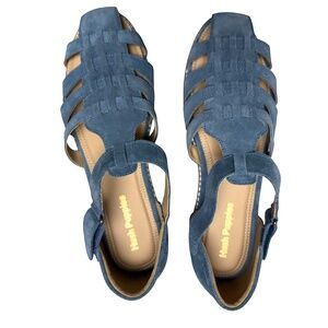 shoes 9M HUSH PUPPIES CHARDON blue fisherman suede sandal classic NWOT